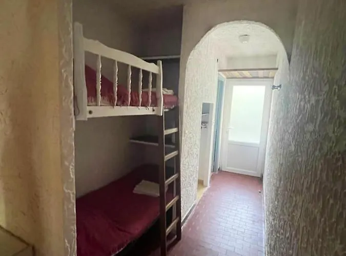 Cosy A 32 M² Avec Terrasse Privee Linguizzetta